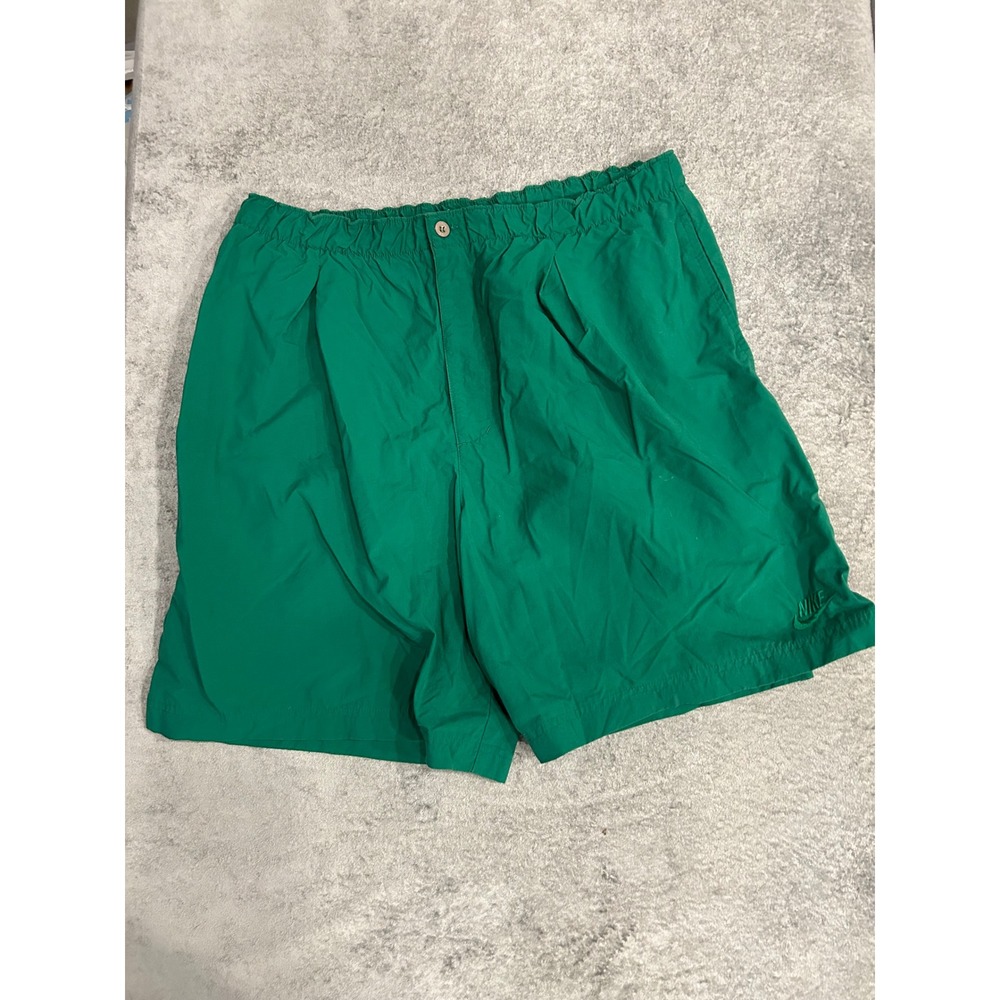 Nike Vintage Green Nylon Pleated Athletic Shorts Large Embroidered Logo #164
